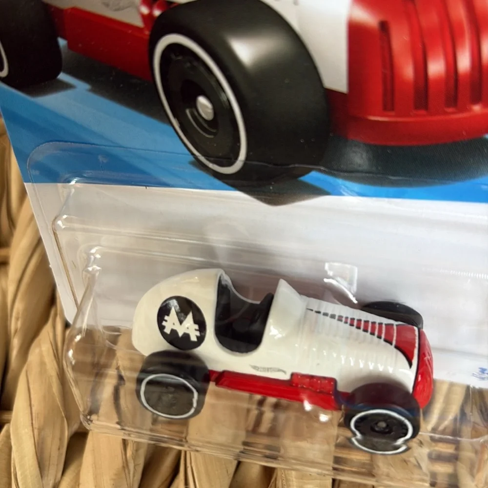 Hot Wheels Mr Monopoly Pass 'N Go Car White & Red Hotwheels Mattel New 2026